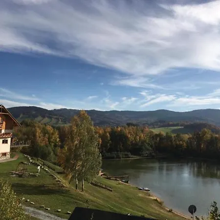 Apartmanovy Dum Nad Jezerem Nyaraló *